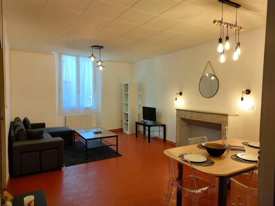 Appartement Au Coeur Du Village Sisteron Extérieur photo